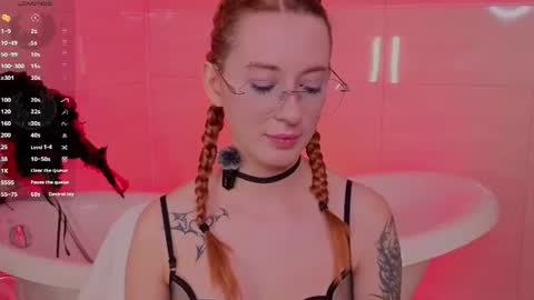 Snapshot of dark_lola_ chatting on 10, 7, 2026 Lola online show from 10, 7, 2026