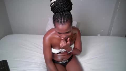 Snapshot of dark_lovly chatting on 3, 2, 2026 dark_lovly online show from 3, 2, 2026