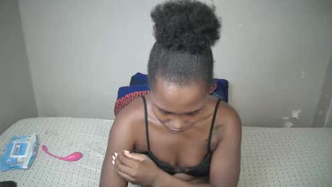 Snapshot of dark_lovly chatting on 28, 2, 2026 dark_lovly online show from 28, 2, 2026