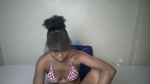 Snapshot of dark_lovly chatting on 5, 3, 2026 dark_lovly online show from 5, 3, 2026