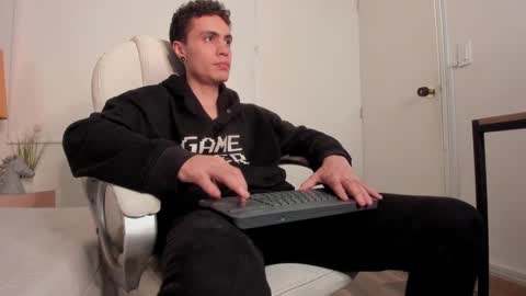 Snapshot of dark_sun333 chatting on 11, 9, 2025 dark_sun333 online show from 11, 9, 2025