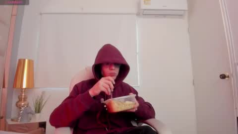 Snapshot of dark_sun333 chatting on 17, 11, 2025 dark_sun333 online show from 17, 11, 2025