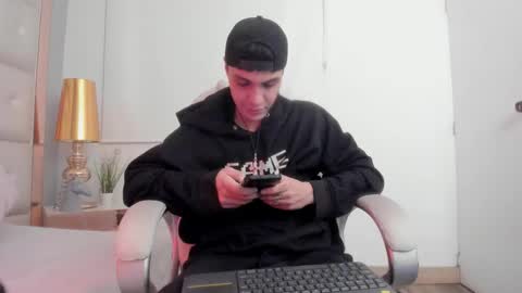 Snapshot of dark_sun333 chatting on 22, 11, 2025 dark_sun333 online show from 22, 11, 2025