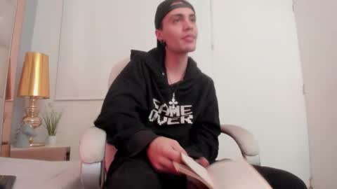 Snapshot of dark_sun333 chatting on 29, 11, 2025 dark_sun333 online show from 29, 11, 2025