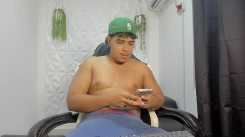 Snapshot of darkalphax01 chatting on 18, 1, 2026 darkalphax01 online show from 18, 1, 2026