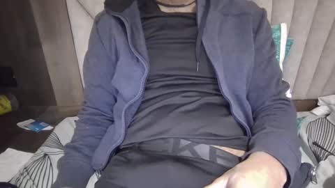 Snapshot of darkbud03 chatting on 1, 2, 2025 just a guy online show from 1, 2, 2025