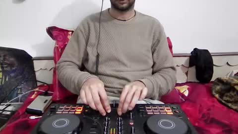 Snapshot of darkbud03 chatting on 7, 11, 2025 just a guy online show from 7, 11, 2025