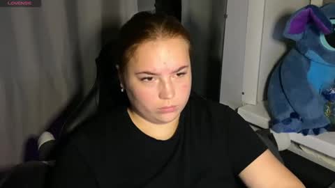 Snapshot of darkcharm1 chatting on 11, 11, 2025 darkcharm1 online show from 11, 11, 2025