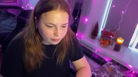 Snapshot of darkcharm1 chatting on 14, 12, 2025 darkcharm1 online show from 14, 12, 2025