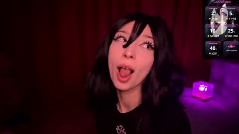 Yuu online show from 5, 2, 2025