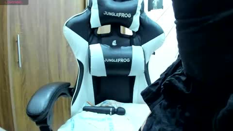 Hi Im Yuri  independent modelhelp me get my 111 hands upuwu online show from 9, 3, 2025