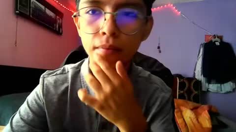 Snapshot of darknex_ chatting on 13, 7, 2026 Jose Ian online show from 13, 7, 2026