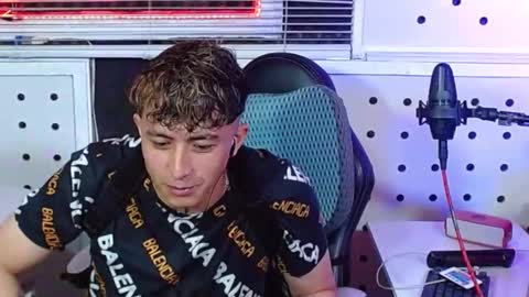 Snapshot of darko0717 chatting on 27, 9, 2025 DARKO0717 online show from 27, 9, 2025