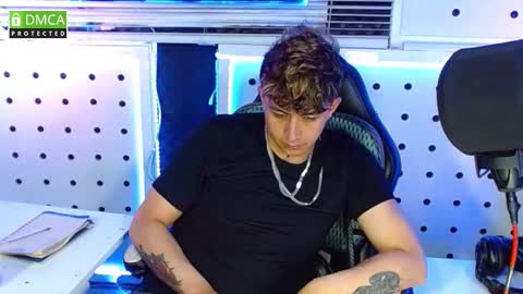 Snapshot of darko0717 chatting on 4, 10, 2025 DARKO0717 online show from 4, 10, 2025