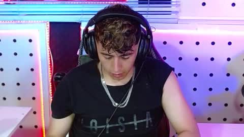 Snapshot of darko0717 chatting on 1, 11, 2025 DARKO0717 online show from 1, 11, 2025