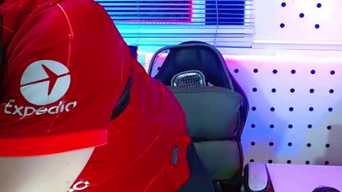 Snapshot of darko0717 chatting on 6, 11, 2025 DARKO0717 online show from 6, 11, 2025