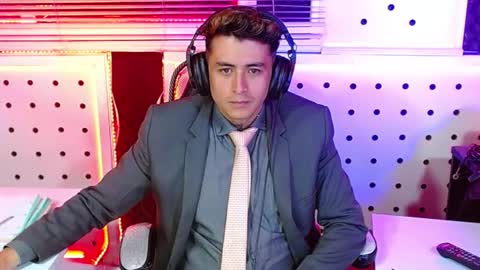 Snapshot of darko0717 chatting on 9, 11, 2025 DARKO0717 online show from 9, 11, 2025