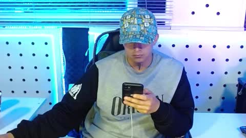 Snapshot of darko0717 chatting on 11, 11, 2025 DARKO0717 online show from 11, 11, 2025