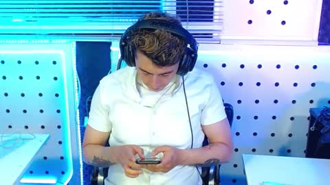 Snapshot of darko0717 chatting on 13, 11, 2025 DARKO0717 online show from 13, 11, 2025