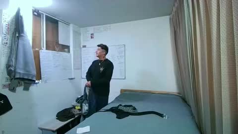 Snapshot of darko0717 chatting on 16, 11, 2025 DARKO0717 online show from 16, 11, 2025