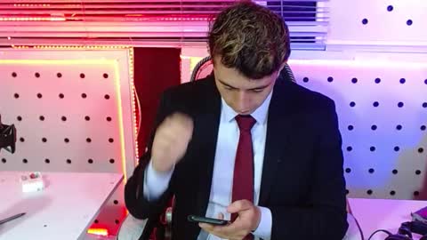 Snapshot of darko0717 chatting on 19, 11, 2025 DARKO0717 online show from 19, 11, 2025