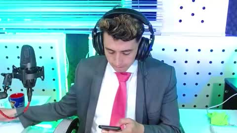 Snapshot of darko0717 chatting on 22, 11, 2025 DARKO0717 online show from 22, 11, 2025