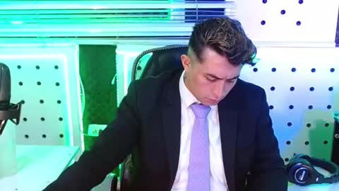 Snapshot of darko0717 chatting on 24, 11, 2025 DARKO0717 online show from 24, 11, 2025