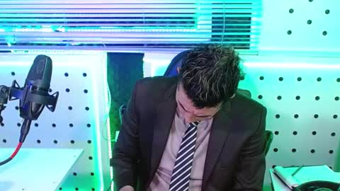 Snapshot of darko0717 chatting on 15, 12, 2025 DARKO0717 online show from 15, 12, 2025