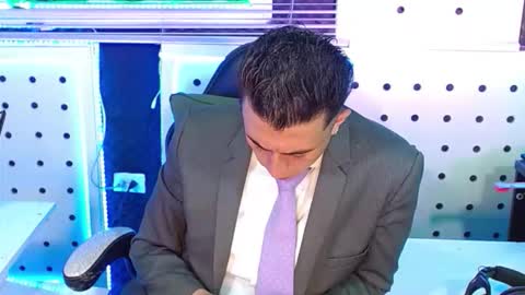 Snapshot of darko0717 chatting on 16, 12, 2025 DARKO0717 online show from 16, 12, 2025