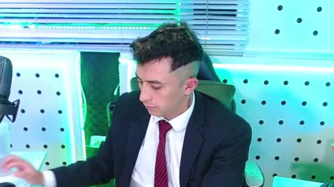 DARKO0717 online show from 18, 12, 2025