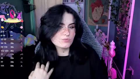 Snapshot of darksh1ne chatting on 15, 9, 2025 Shine online show from 15, 9, 2025