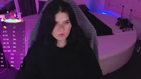 Snapshot of darksh1ne chatting on 23, 9, 2025 Shine online show from 23, 9, 2025