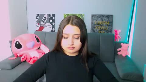 Snapshot of darksidelove_ chatting on 14, 4, 2026 Amelie online show from 14, 4, 2026