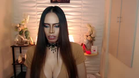 HAPPY BIRTHDAY MISTRESS MADRIANA online show from 16, 12, 2024