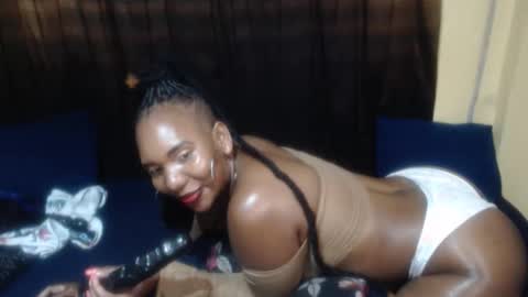 Snapshot of darksultryxx30 chatting on 14, 4, 2026 Darksultryxx30 online show from 14, 4, 2026