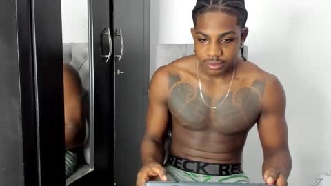 Snapshot of darktemp_ chatting on 25, 2, 2026 Darktemp online show from 25, 2, 2026