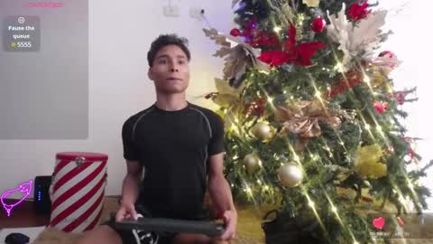 Snapshot of darkviper26 chatting on 8, 12, 2024 darkviper26 online show from 8, 12, 2024