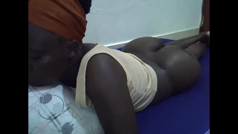 darling_ella online show from 17, 5, 2026