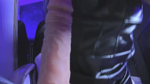 Darling online show from 30, 1, 2025