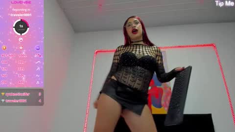 Darlyhooper online show from 25, 2, 2026