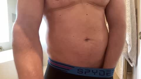 Snapshot of darwins_dessert chatting on 22, 4, 2026 darwins_dessert online show from 22, 4, 2026