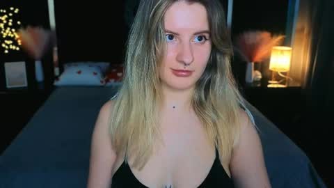 Snapshot of daryana_gray chatting on 13, 5, 2026 daryana_gray online show from 13, 5, 2026