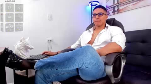 Dash online show from 25, 10, 2025