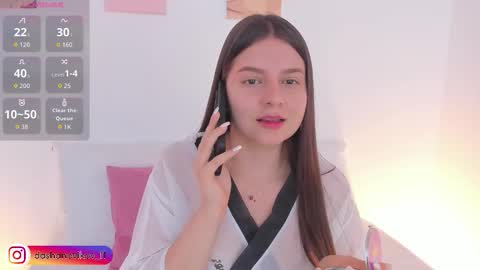 Snapshot of dashanovikov chatting on 18, 12, 2025 Dasha online show from 18, 12, 2025