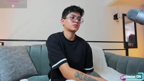 Snapshot of dass_roman chatting on 16, 10, 2025 Dass Roman online show from 16, 10, 2025