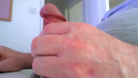 davesu12345 online show from 24, 2, 2025