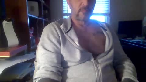 Snapshot of davethebooky chatting on 31, 12, 2024 Dave online show from 31, 12, 2024