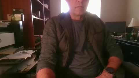 Snapshot of davethebooky chatting on 23, 10, 2025 Dave online show from 23, 10, 2025