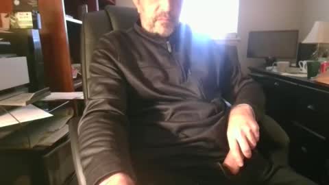 Snapshot of davethebooky chatting on 13, 12, 2025 Dave online show from 13, 12, 2025