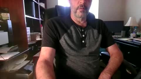 Snapshot of davethebooky chatting on 17, 3, 2026 Dave online show from 17, 3, 2026